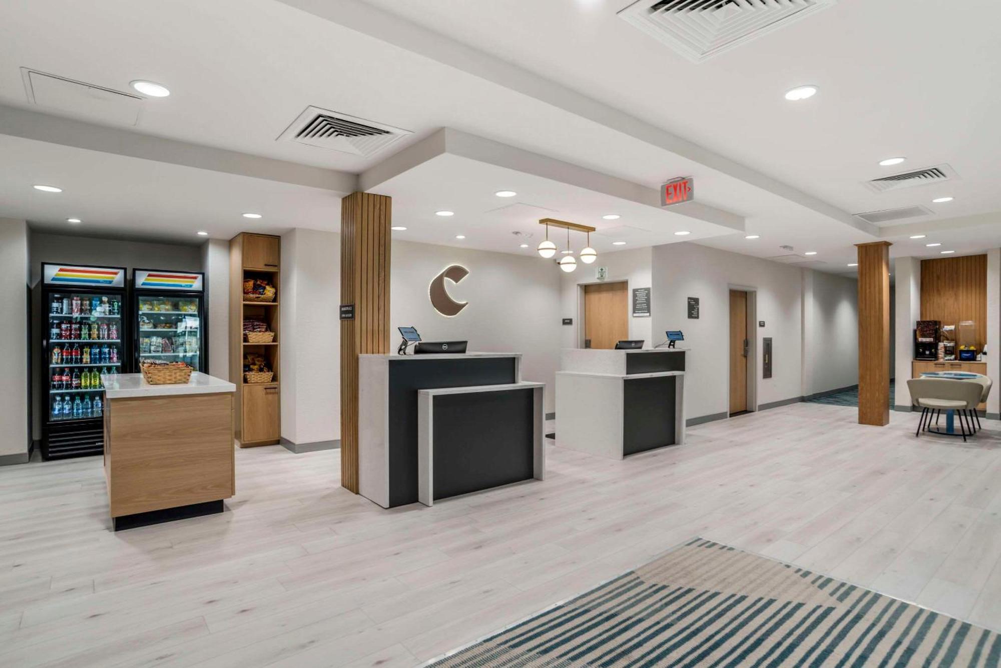 Comfort Inn & Suites Panama City Beach - Pier Park Area מראה חיצוני תמונה